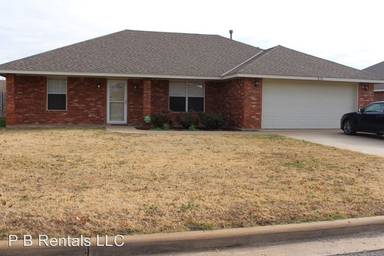 Main picture of 830 Huddleston Dr
