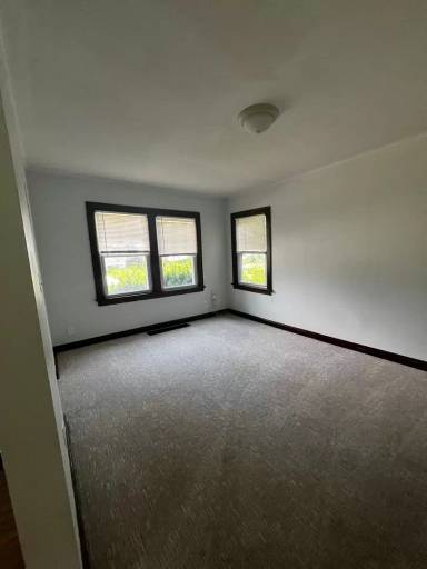 Main picture of 1455 W 12th St