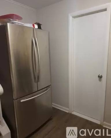 Main picture of 7813 Royston St