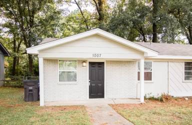 Main picture of 1009 Wright St