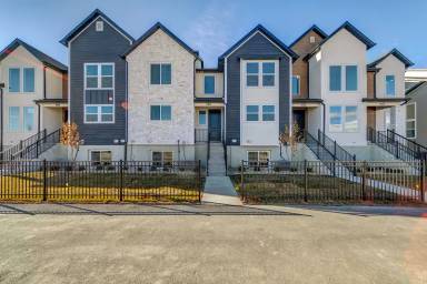 Main picture of 1167 N 3600 W