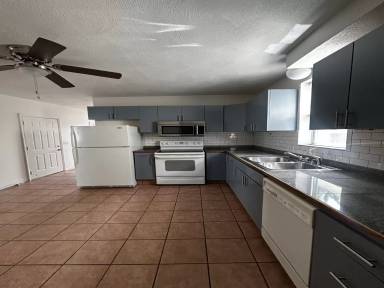 Main picture of 47 Courtland St