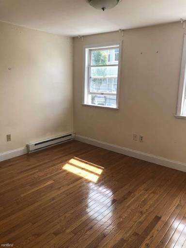 Main picture of 63 Plymouth St