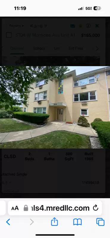 Main picture of 5704 W Montrose Ave