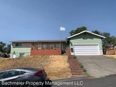 Main picture of 1305 NW Ellis Ave