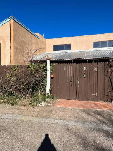 Main picture of 132 Romero St