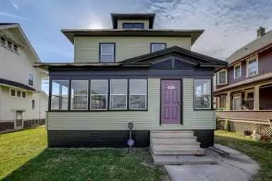 Main picture of 1911 Lothrop St