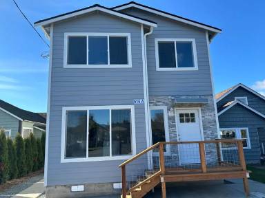 Main picture of 616 Puget St