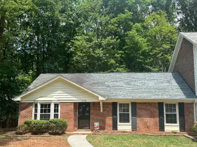 Main picture of 2440 Cottage Pl