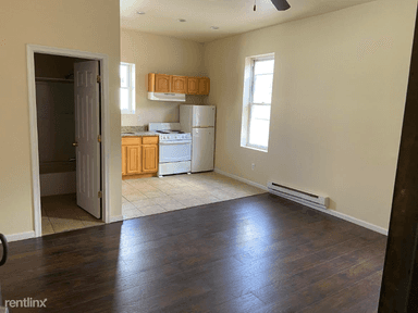 Main picture of 1816 Hart Ln