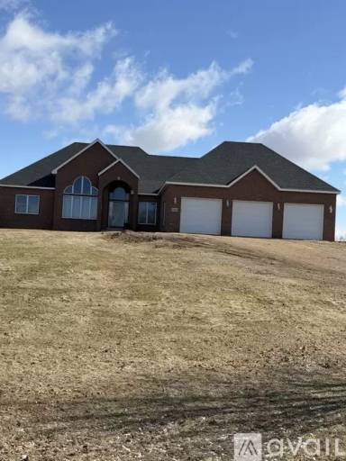 Main picture of 5150 Country Cir