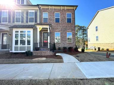Main picture of 3385 Park Pointe Cir