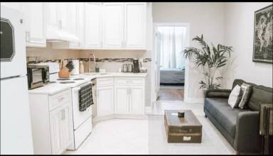 Main picture of 662 Bleecker St