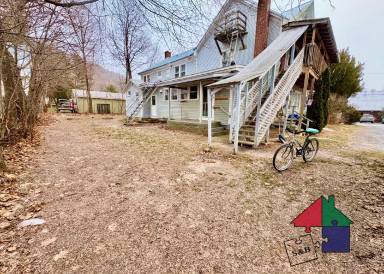 Main picture of 24 Mountain View St