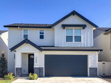 Main picture of 3301 E Girdner Dr