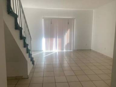 Main picture of 1255 W 53rd St