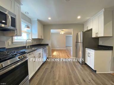 Main picture of 263 Lexington St