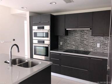 Main picture of Midtown Doral
