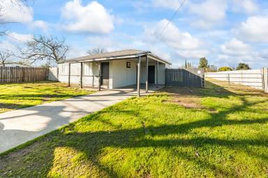 Main picture of 517 Elkhorn Blvd