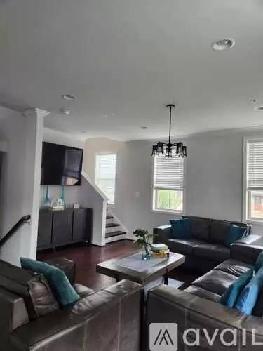Main picture of 22210 Cabin Branch Ave