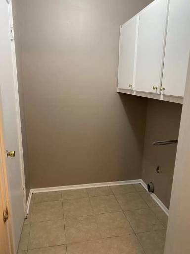 Main picture of 3280 Greenway Dr
