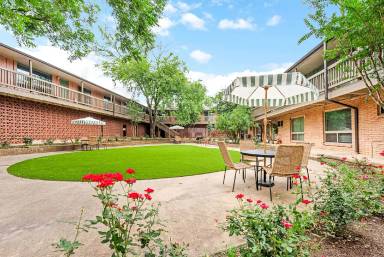 Main picture of 1401 Enfield Rd