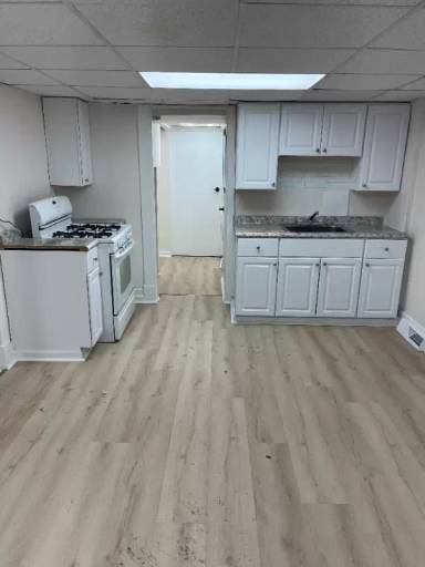 Main picture of 3185 Glendale Ave