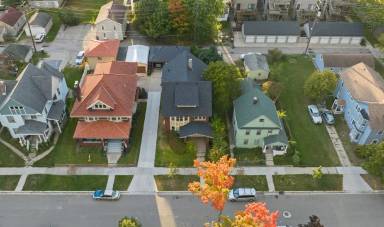 Main picture of 533 Livingston Ave NE