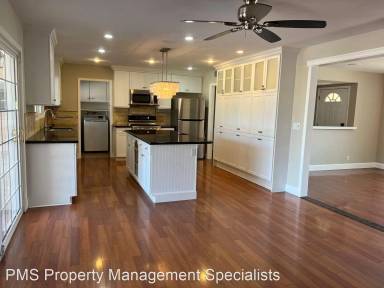Main picture of 540 Randy Dr