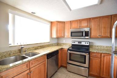 Main picture of 1060 Lotus Pkwy