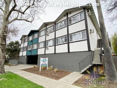 Main picture of 411 1st St