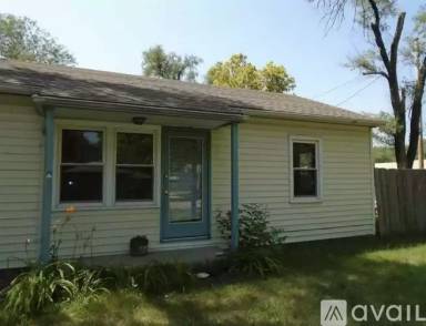 Main picture of 2233 Sloan St