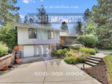 Main picture of 1049 S Primrose Ln