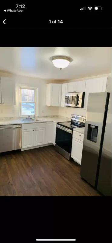 Main picture of 111 Hall St