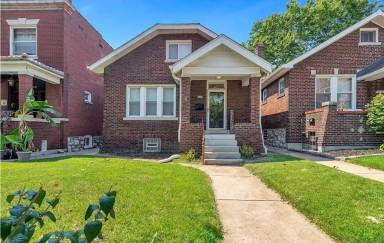 Main picture of 1035 Central Ave