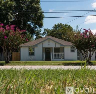 Main picture of 1234 Record Crossing Rd