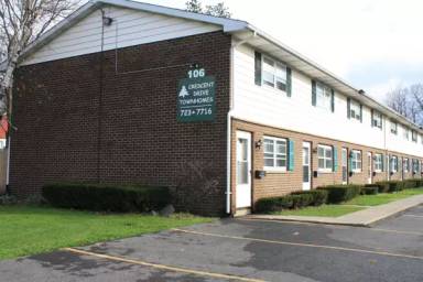 Main picture of 106 Crescent Dr
