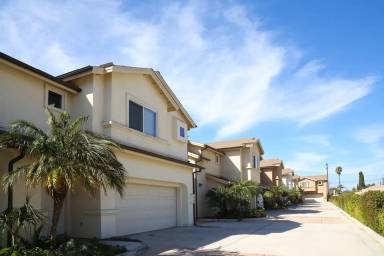 Main picture of 2653 Orange Ave