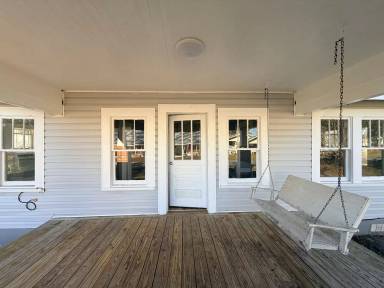 Main picture of 504 Pulaski Ave