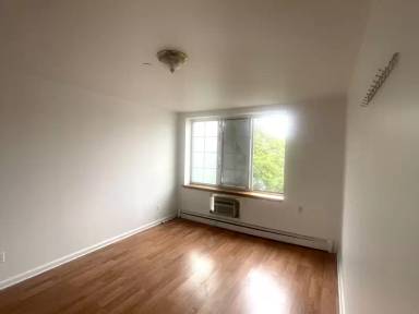 Main picture of 13230 Pople Ave