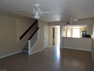 Main picture of 2131 Crystal Dr