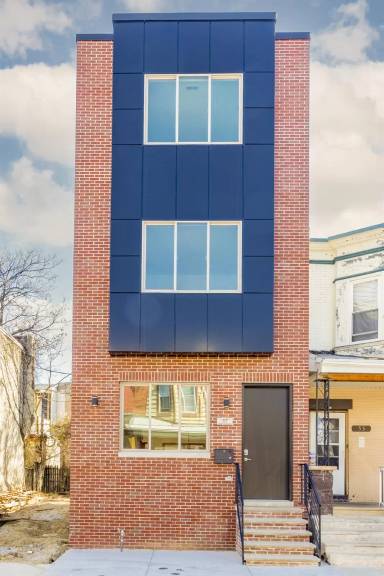Main picture of 57 N Conestoga St
