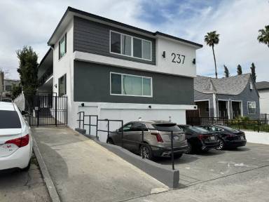 Main picture of 237 N Catalina St
