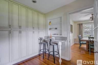 Main picture of 736 3rd St S