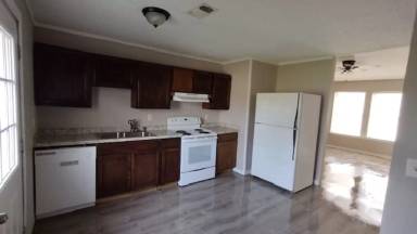 Main picture of 901-903 Meadowlark Cir