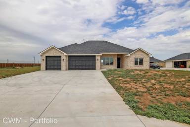 Main picture of 501 Country Club Dr