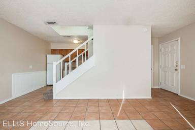 Main picture of 101 Highland Park Ct