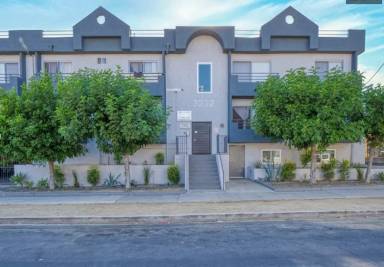 Main picture of 3232 W Avenue 32