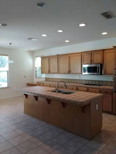 Main picture of 1132 Paradise Dr