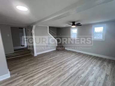 Main picture of 240 E Brookline St